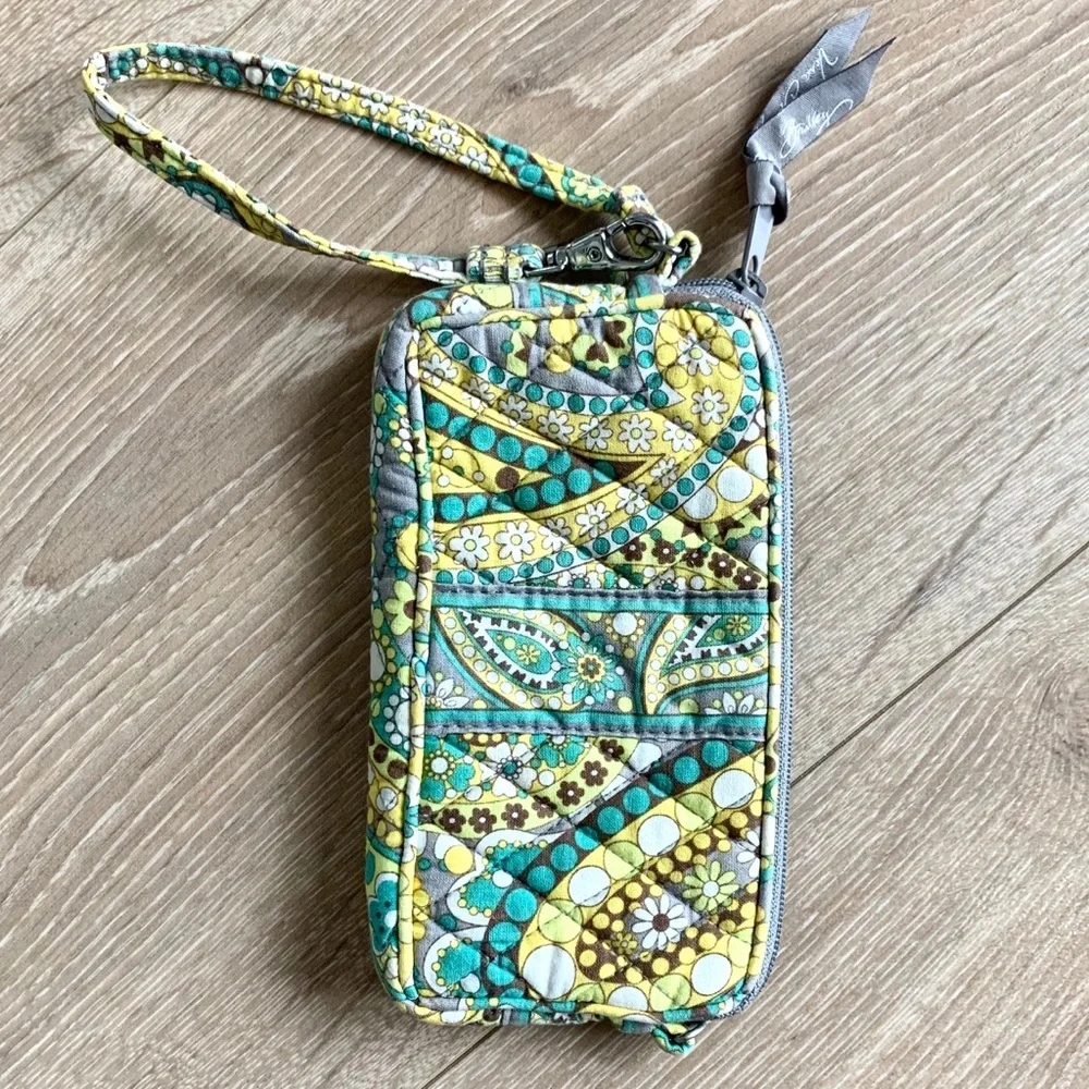 VERA BRADLEY Wristlet Wallet Card Holder